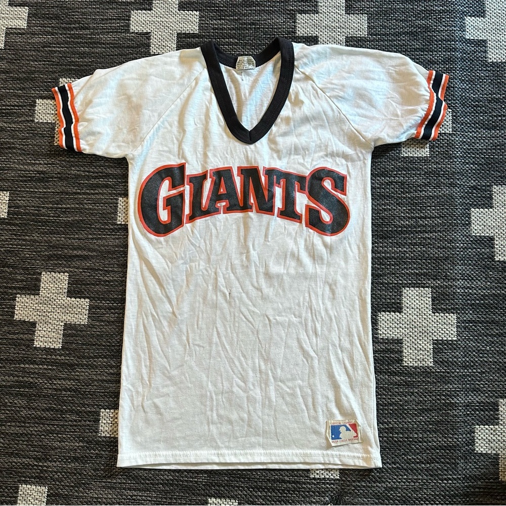 GIANTS vintage baseball shirt